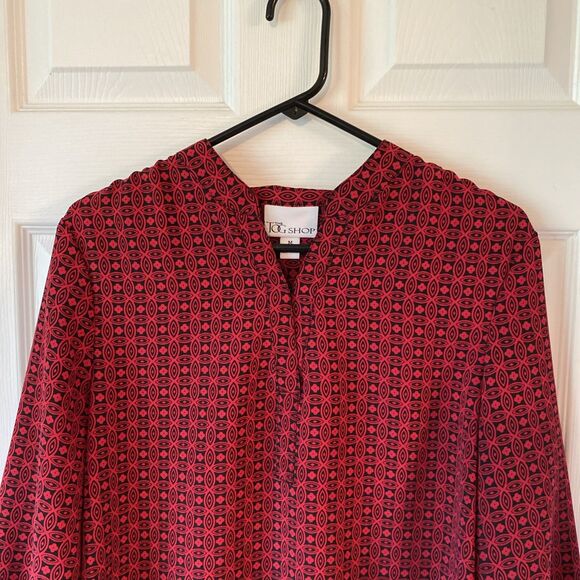 The Tog Shop Women’s Tunic Size Medium V Neck Geometric Red 3/4 Sleeve - Picture 3 of 11